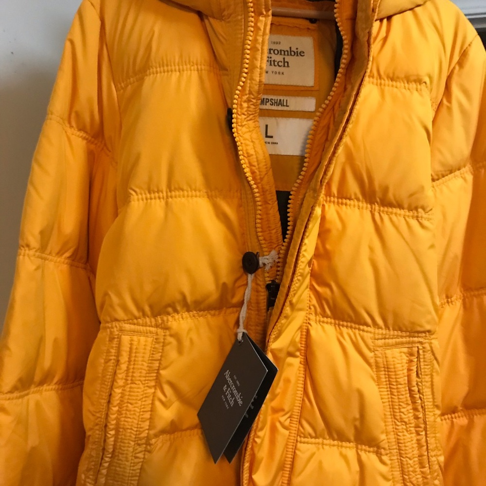 New Abercrombie men’s large size hooded jacket